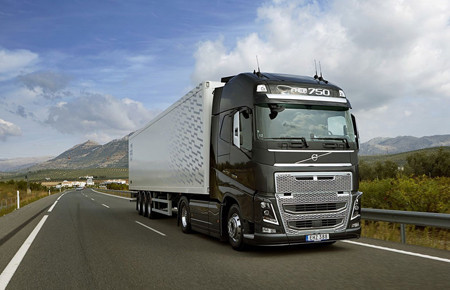 邯鄲“兩客一?！睜I運車輛實行智能視頻監控